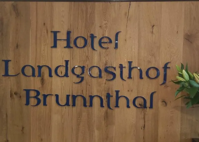 Hotel Brunnthal فندق برونتال
