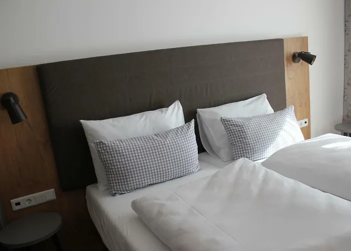 Hotel Hotel Brunnthal 3*